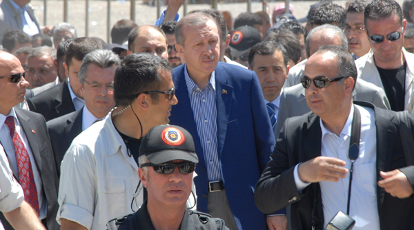 Ölünce kimse başbakanlığa bakmayacak Ölünce kimse başbakanlığa bakmayacak