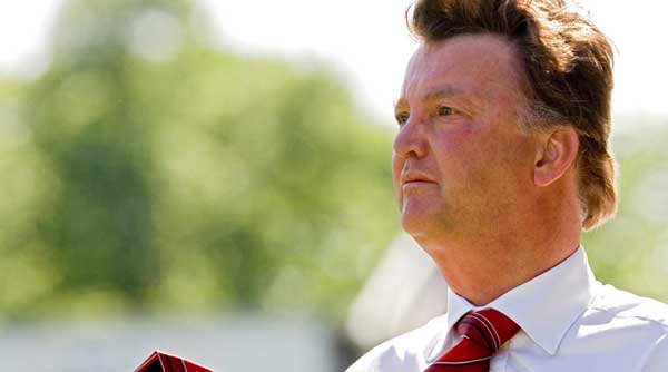 Beşiktaş'ta van Gaal sesleri Beşiktaş'ta van Gaal sesleri