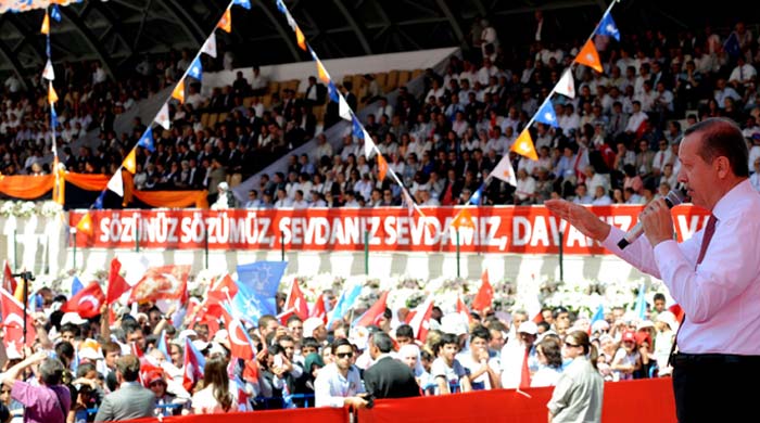 Zulmü yapan babam olsa acımam Zulmü yapan babam olsa acımam