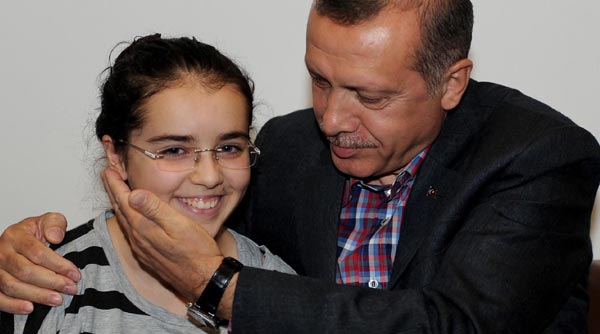 Sözünü tuttu, takdiri aldı