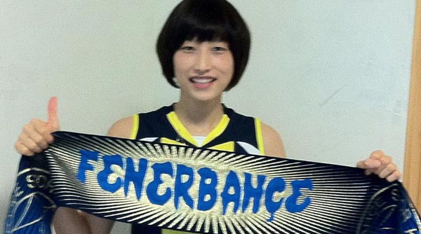 Kim Yeon Koung, Fenerbahçe'de kaldı Kim Yeon Koung, Fenerbahçe'de kaldı