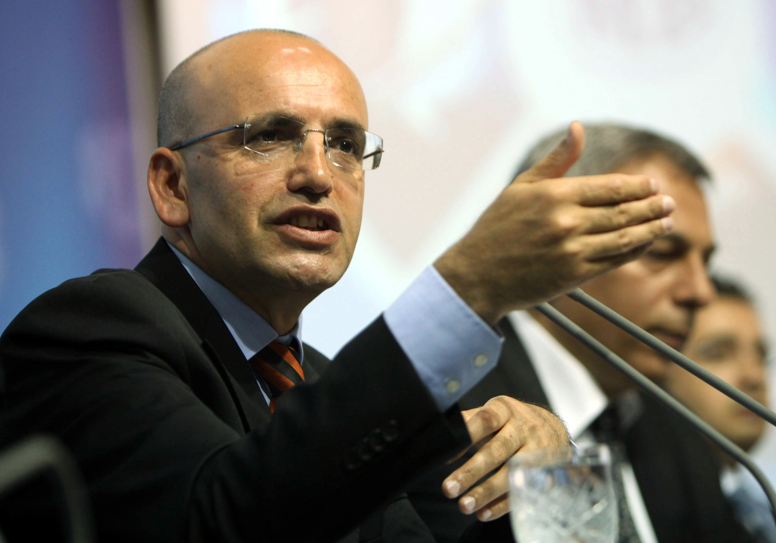 Şimşek: Gerekirse ek vergi olabilir