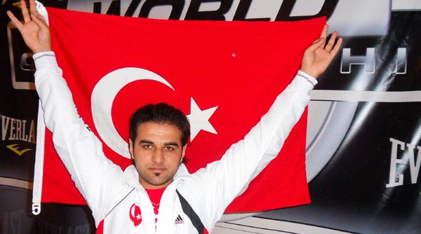 Bekir Kaya, Kick Boks'ta dünya ikincisi Bekir Kaya, Kick Boks'ta dünya ikincisi