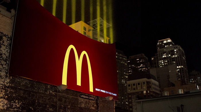 McDonald's hamburgerinden fare kuyruğu çıktı McDonald's hamburgerinden fare kuyruğu çıktı