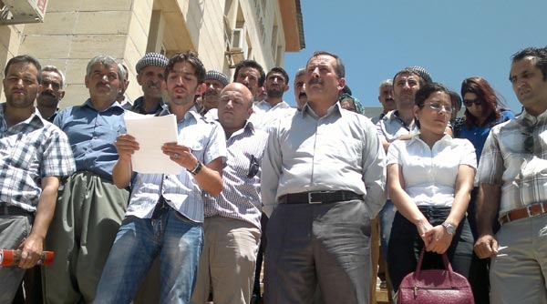 Uludereli aileler, TSK'dan şikayetçi Uludereli aileler, TSK'dan şikayetçi
