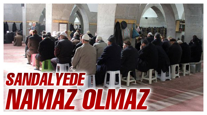 Diyanet: Sandalye üzerinde namaz caiz değil Diyanet: Sandalye üzerinde namaz caiz değil