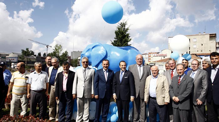 Almanya'dan fil anıtı hediyesi Almanya'dan fil anıtı hediyesi