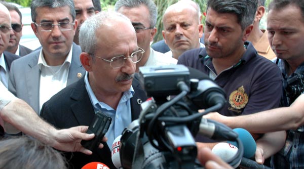 Kılıçdaroğlu: Vekillerin tahliyesinden umutluyum Kılıçdaroğlu: Vekillerin tahliyesinden umutluyum