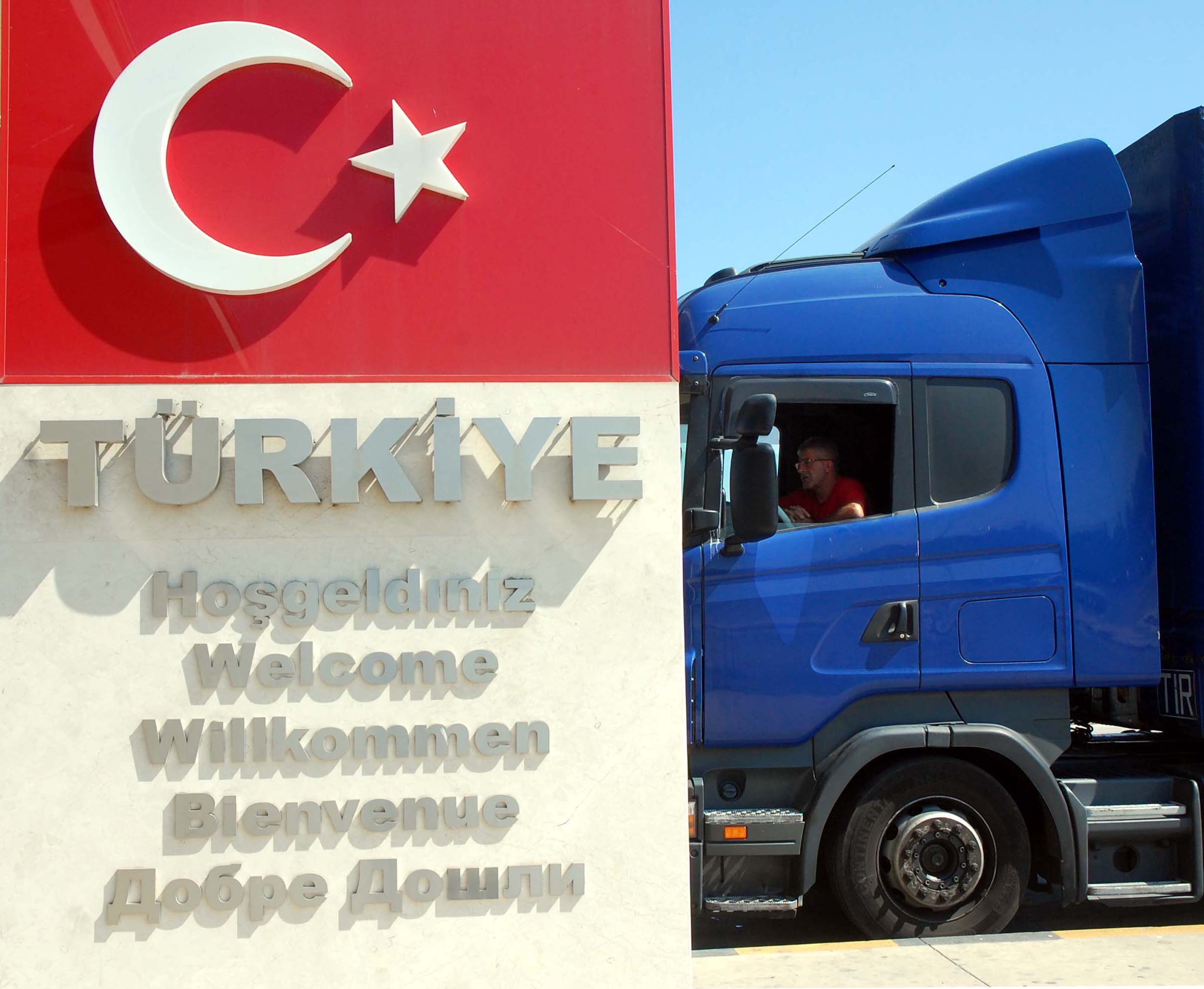 Onların bayramı yollarda geçiyor Onların bayramı yollarda geçiyor