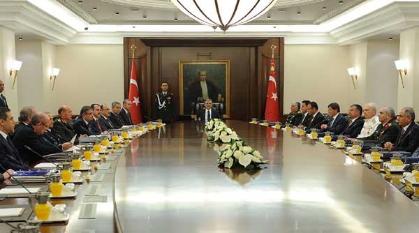 Yoğun gündemli kısa MGK Yoğun gündemli kısa MGK