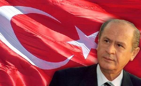 Bahçeli&#039;den hem destek hem eleştiri