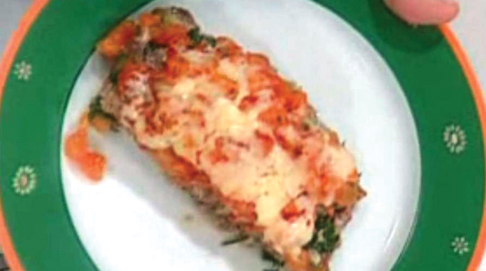 Günün yemeği: Tepsi Köftesi