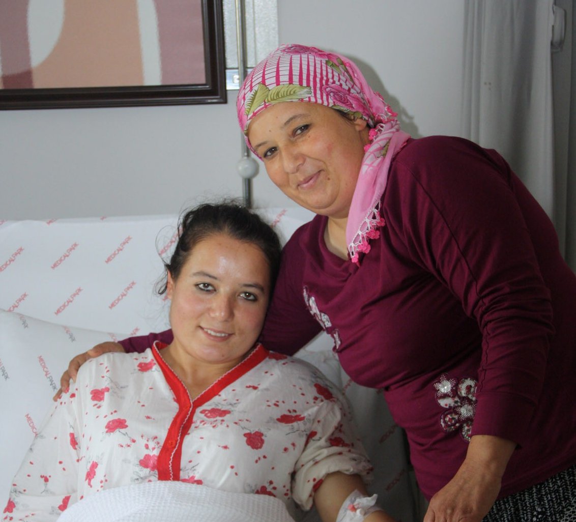 Delik kalbi şemsiye ile kapatıldı Delik kalbi şemsiye ile kapatıldı