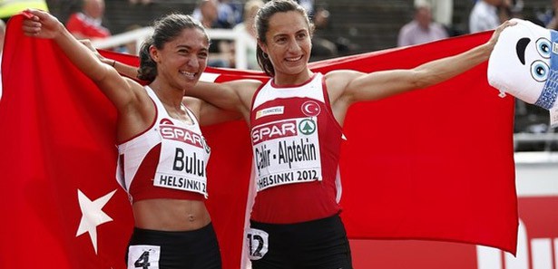 Aslı Çakır ve Gamze Bulut, finalde