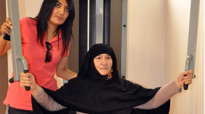 74 yaşında spor yapmaya başladı 74 yaşında spor yapmaya başladı
