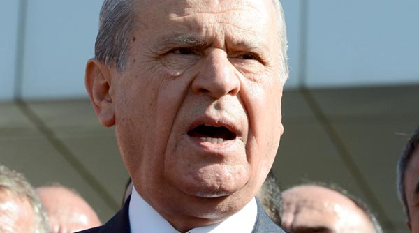 Bahçeli'den ana dilde eğitim uyarısı Bahçeli'den ana dilde eğitim uyarısı