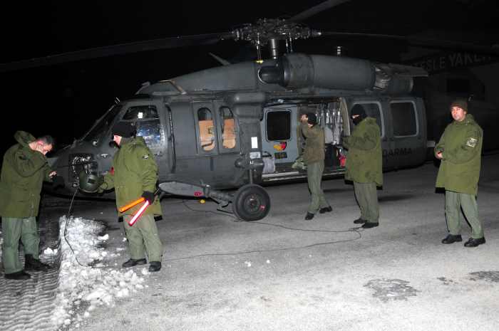 Mehmetçik'ten Ceren bebek operasyonu Mehmetçik'ten Ceren bebek operasyonu