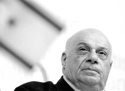 Denktaş'ın vefatının birinci yıl dönümü Denktaş'ın vefatının birinci yıl dönümü