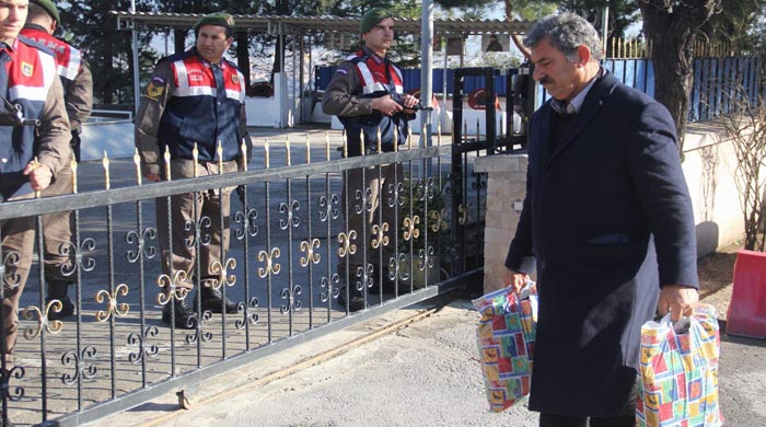 Mehmet Öcalan İmralı'ya gitti Mehmet Öcalan İmralı'ya gitti