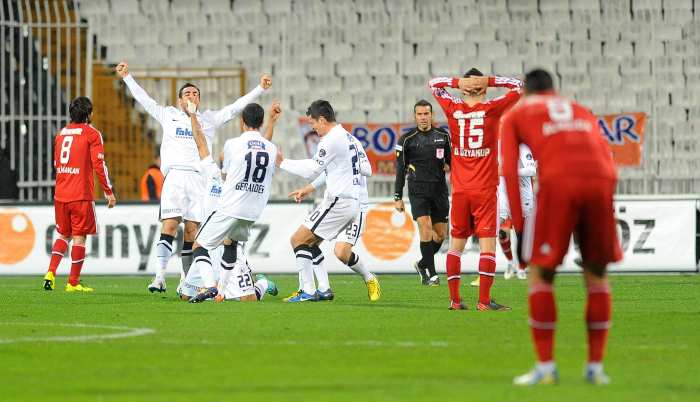 Beşiktaş: 2 - İstanbul B.B: 2 