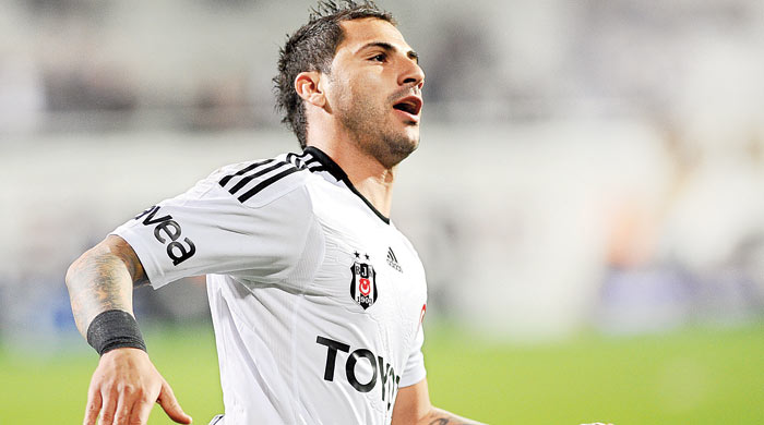 Galatasaray'dan Quaresma ilgili resmi açıklama Galatasaray'dan Quaresma ilgili resmi açıklama