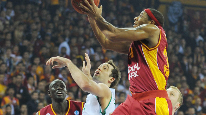 Cimbom 'Kazan'amadı: 74-80 Cimbom 'Kazan'amadı: 74-80
