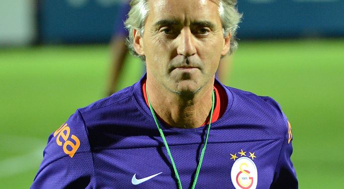 Roberto Mancini iddialı konuştu, '4'üncü yıldızı takarım' Roberto Mancini iddialı konuştu, '4'üncü yıldızı takarım'