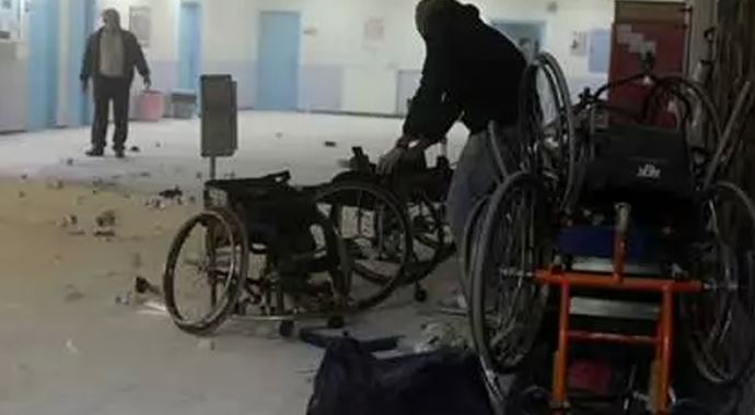 Engelli maçında organize olup sahaya girmişler Engelli maçında organize olup sahaya girmişler