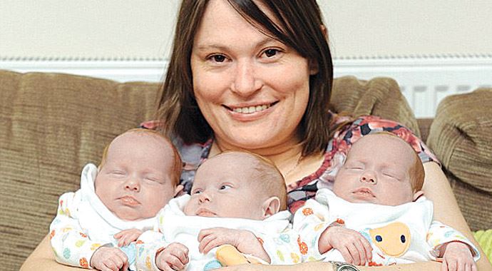 Tek yumurta üçüzleri, 200 milyonda bir görülür Tek yumurta üçüzleri, 200 milyonda bir görülür