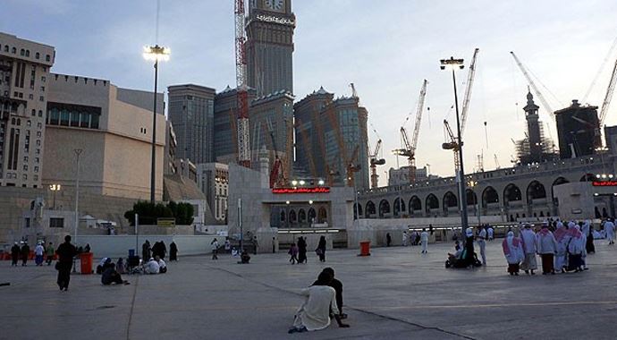 Hac kimlere farzdır, kadınlar hacca yalnız gidebilir mi? Hac kimlere farzdır, kadınlar hacca yalnız gidebilir mi?