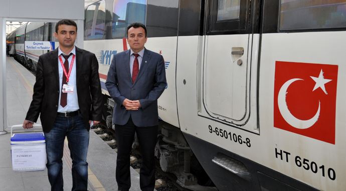 Türkiye'de ilk defa hızlı trenle organ nakli Türkiye'de ilk defa hızlı trenle organ nakli