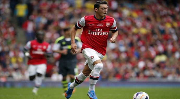 Şampiyonlar Ligi'nde Mesut Özil şov