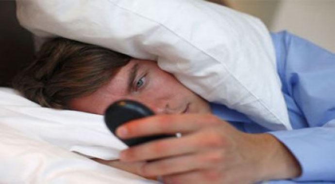 Çok SMS gönderip hem uykunuzdan hemde arkadaşlarınızdan olmayın