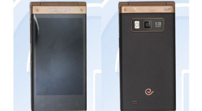 Samsung&#039;tan kapaklı akıllı telefon