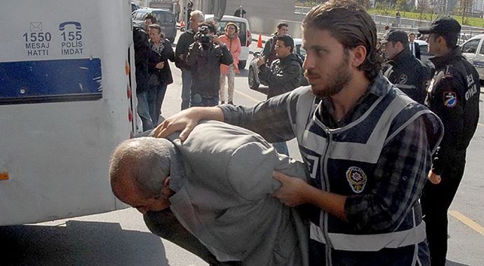 Terör operasyonu zanlıları adliyede Terör operasyonu zanlıları adliyede