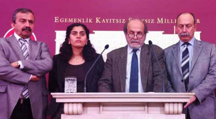 HDP'liler BDP'ten istifa etti HDP'liler BDP'ten istifa etti