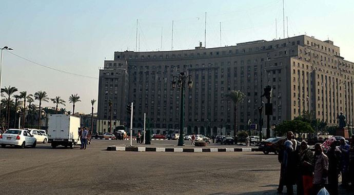 Tahrir'de bayram namazı çağrısı Tahrir'de bayram namazı çağrısı