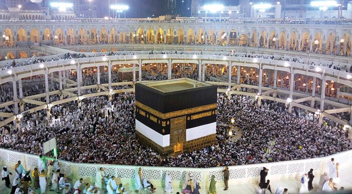 Milyonlar Arafat yolunda