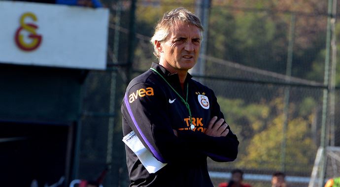 Roberto Mancini izin verdi