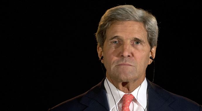 John Kerry, &#039;İran ile diplomasi penceresi aralandı&#039;