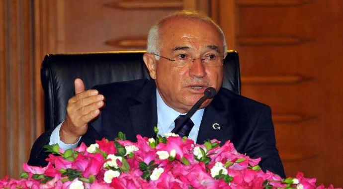 Cemil Çiçek'in bayram mesajı
