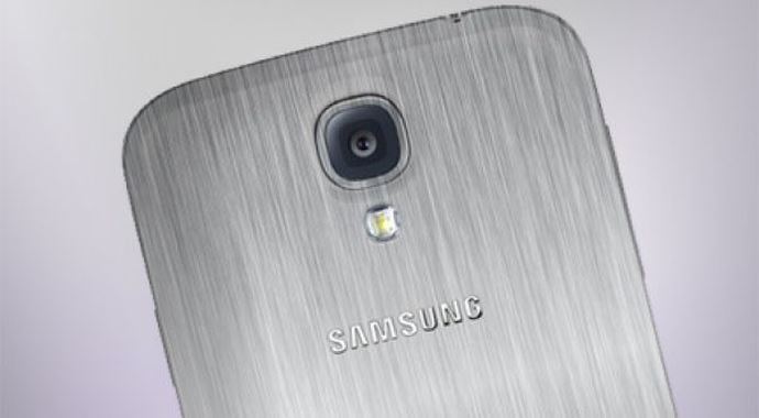 Samsung'un yeni telefonunu suya düşür toza at Samsung'un yeni telefonunu suya düşür toza at