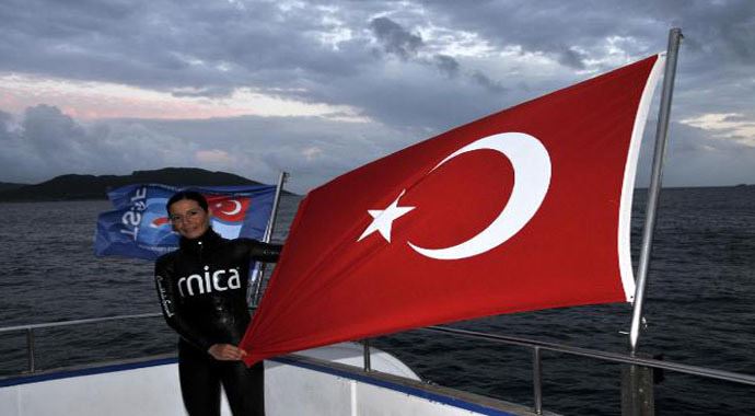 Derya Can&#039;dan yeni dünya rekoru