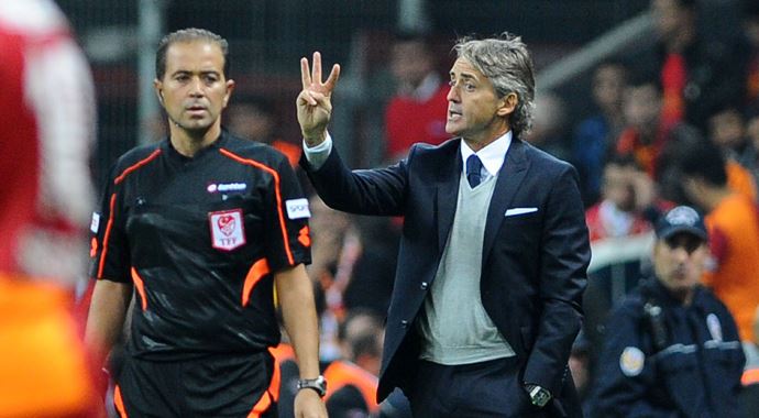 Mancini'den basın mensubuna şok tepki Mancini'den basın mensubuna şok tepki