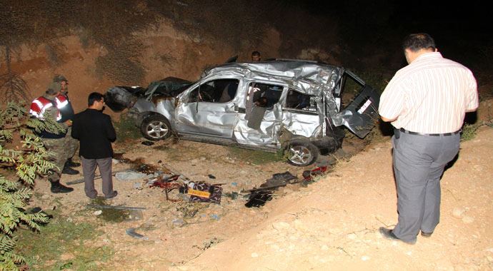 Gaziantep&#039;te feci kaza, 3 ölü 4 yaralı var