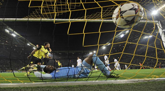 Dortmund Marsilya'yı ezdi geçti (1 Ekim 2013) Dortmund Marsilya'yı ezdi geçti (1 Ekim 2013)
