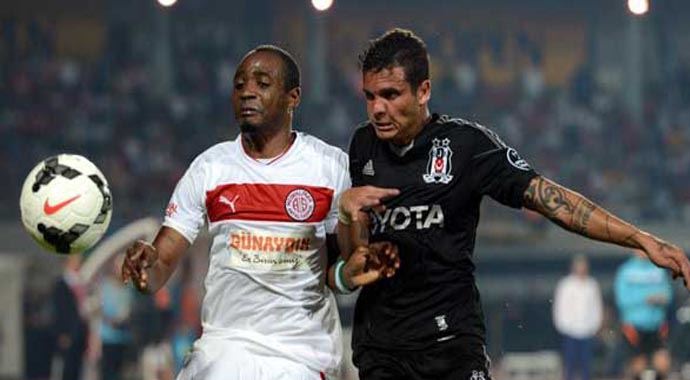 Beşiktaşlı Motta, &#039;Hedefimiz şampiyonluk&#039;