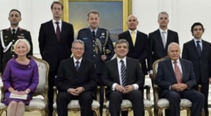 Gül, Hollanda büyükelçisini kabul etti