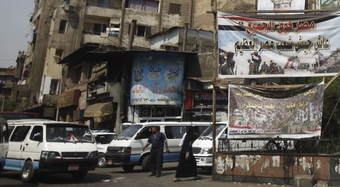 Tahrir Meydanı normale dönüyor