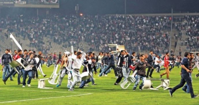 Olaylı derbi Galatasaray'ın, oy çokluğuyla 'hükmen' kararı Olaylı derbi Galatasaray'ın, oy çokluğuyla 'hükmen' kararı